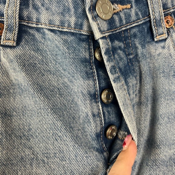 Zara Light Wash Straight Leg Distressed Jeans | Size 6 - Picture 8 of 8